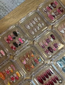 Diferentes formas y largos de press on nails