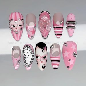 Press on nails personalizadas con diseño Y2K